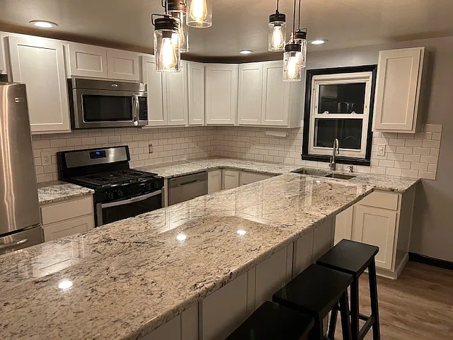 2 bed, 580 sqft, $1,295 — Photo 1