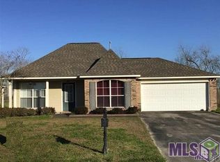 5260 Hemingway Dr, Darrow, LA 70725