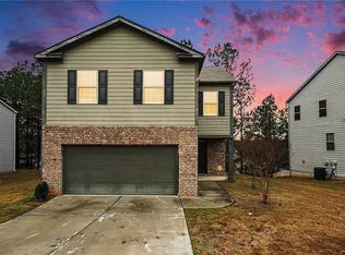 418 Lake Ridge Ln, Fairburn, GA 30213