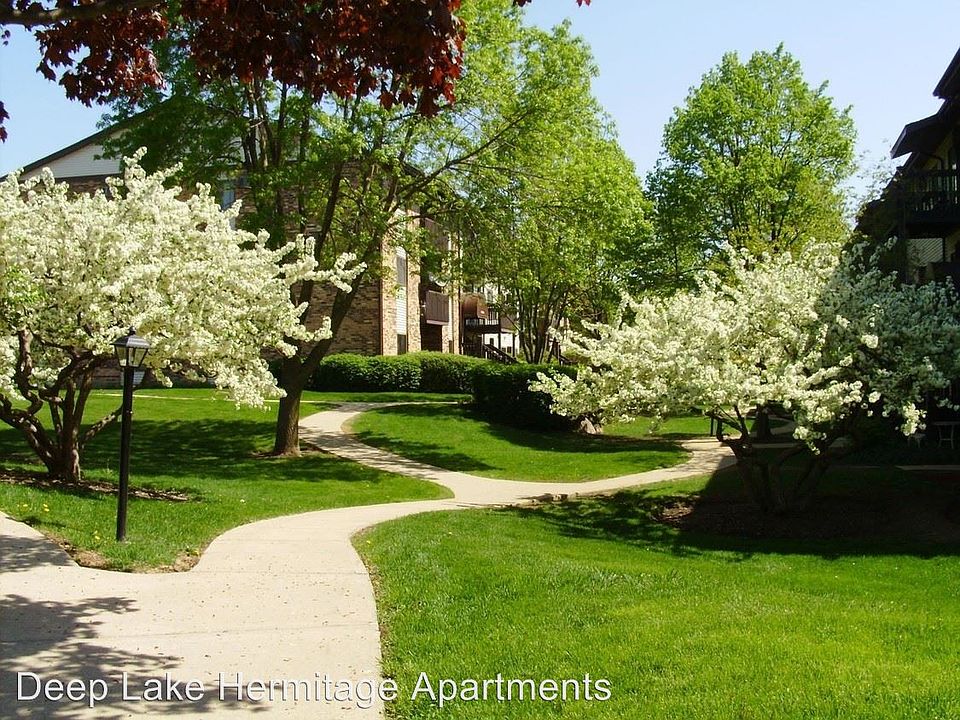 1st image of 155 N Milwaukee Ave APT 107