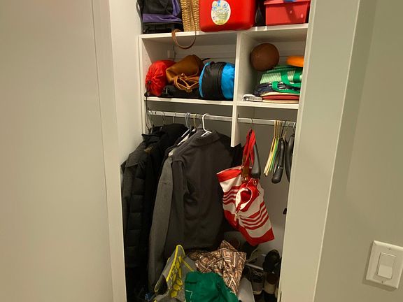 3rd image of 4555 N Ravenswood Ave #301