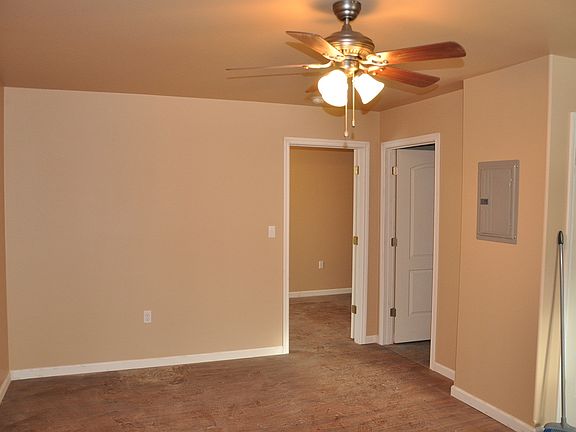 4th image of 1472 Chena Point Ave APT 16