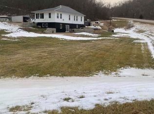 39241 Great River Rd, Guttenberg, IA 52052