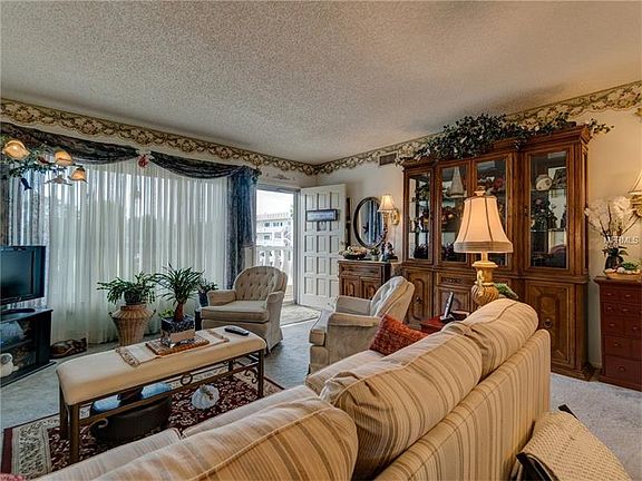 5th image of 2284 Philippine Dr APT 61