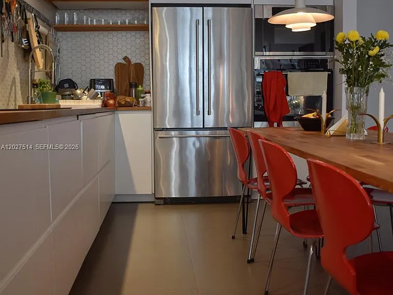 600 NE 36th St #1711 — Photo 18