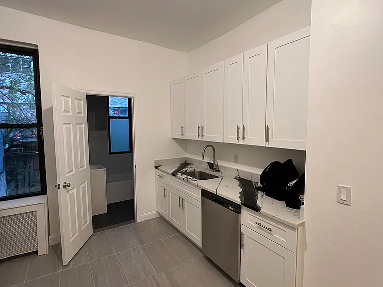 312 E 80th St #1 — Photo 6