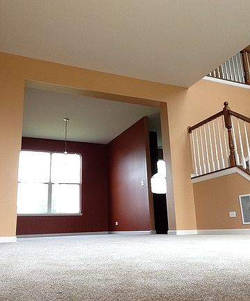 5th image of 874 Great Falls Dr