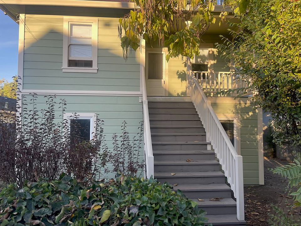 1st image of 115 Pierson St