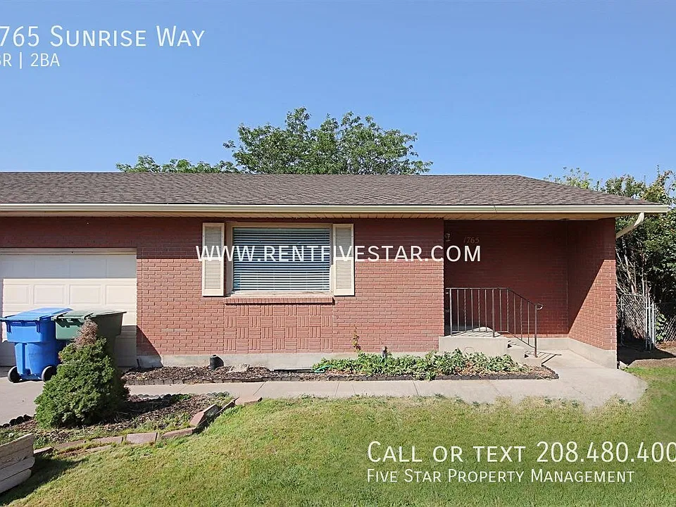 1765 Sunrise Way