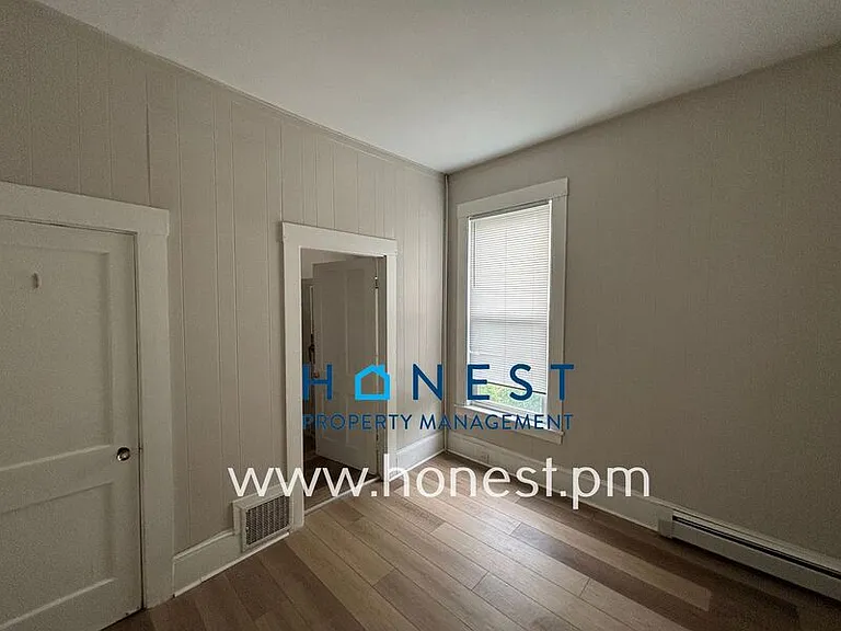 9 Maple St #2 — Photo 10