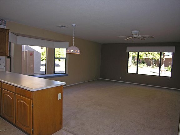 4th image of 9228 W Oraibi Dr