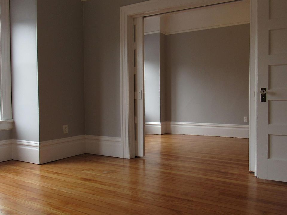 1st image of 30 Bonita St