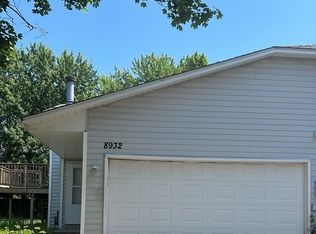 8932 Magnolia Ln N, Maple Grove, MN 55369