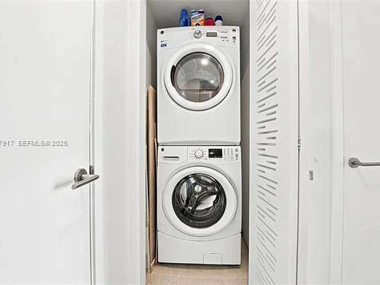 1201 20th St #CU-410 — Photo 38