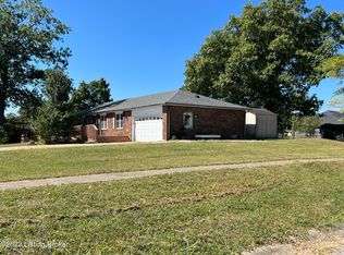 656 Heritage Rd, Radcliff, KY 40160