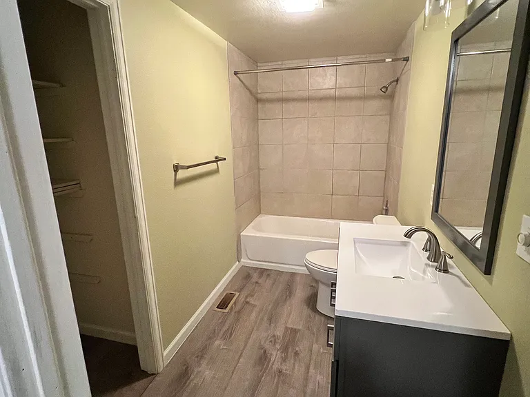 1016 S El Paso St — Photo 8