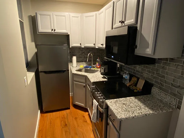 37 Maiden Ln #3B — Photo 12