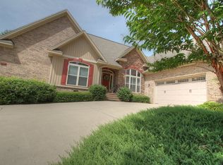 223 Tallyho Dr, Auburn, AL 36832