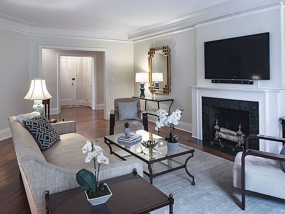 2nd image of 1075 Park Ave #5B