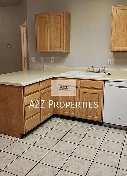 504 N Seven Peaks Blvd #1 — Photo 11
