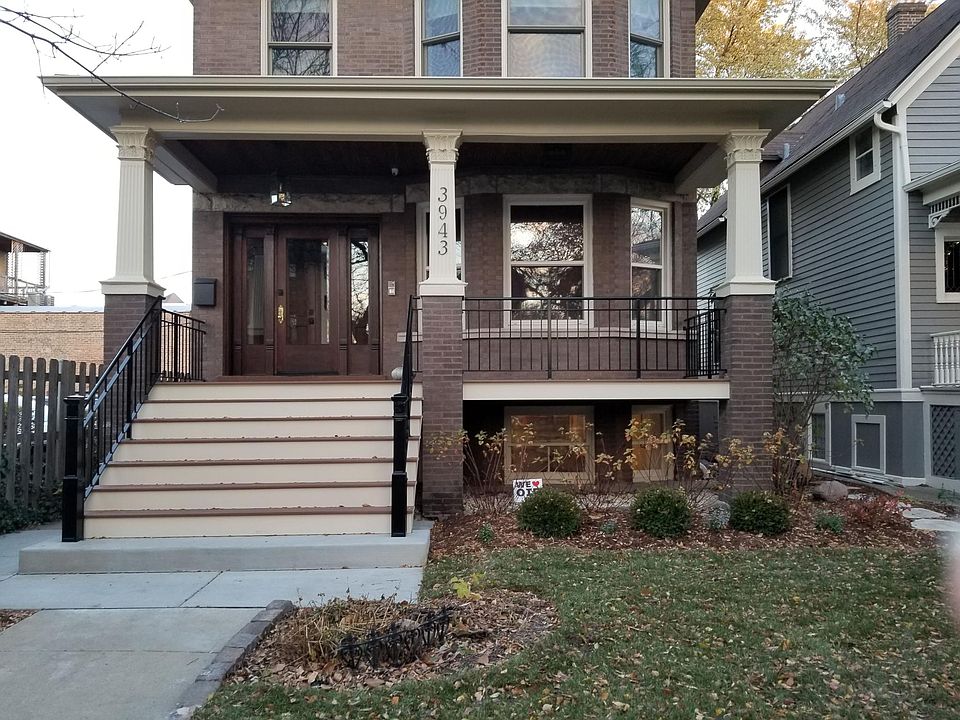 1st image of 3943 N Lowell Ave