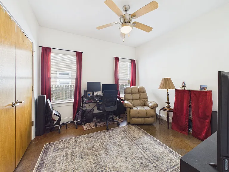 1112 Porter St #A — Photo 33