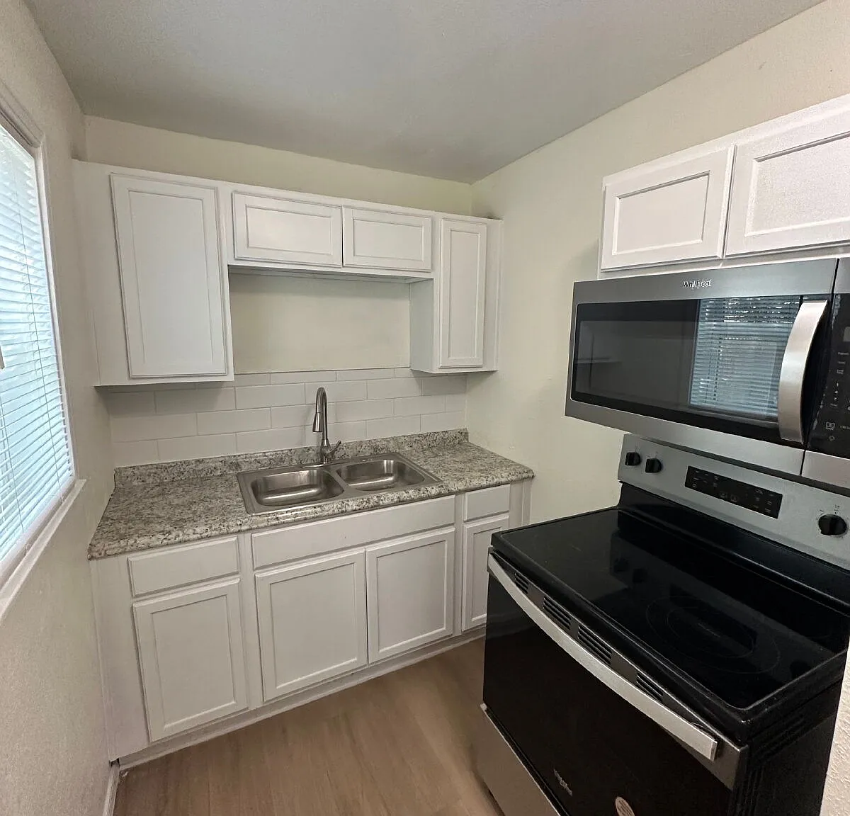 1 bed, 1.0 bath, 450 sqft, $575 — Photo 2