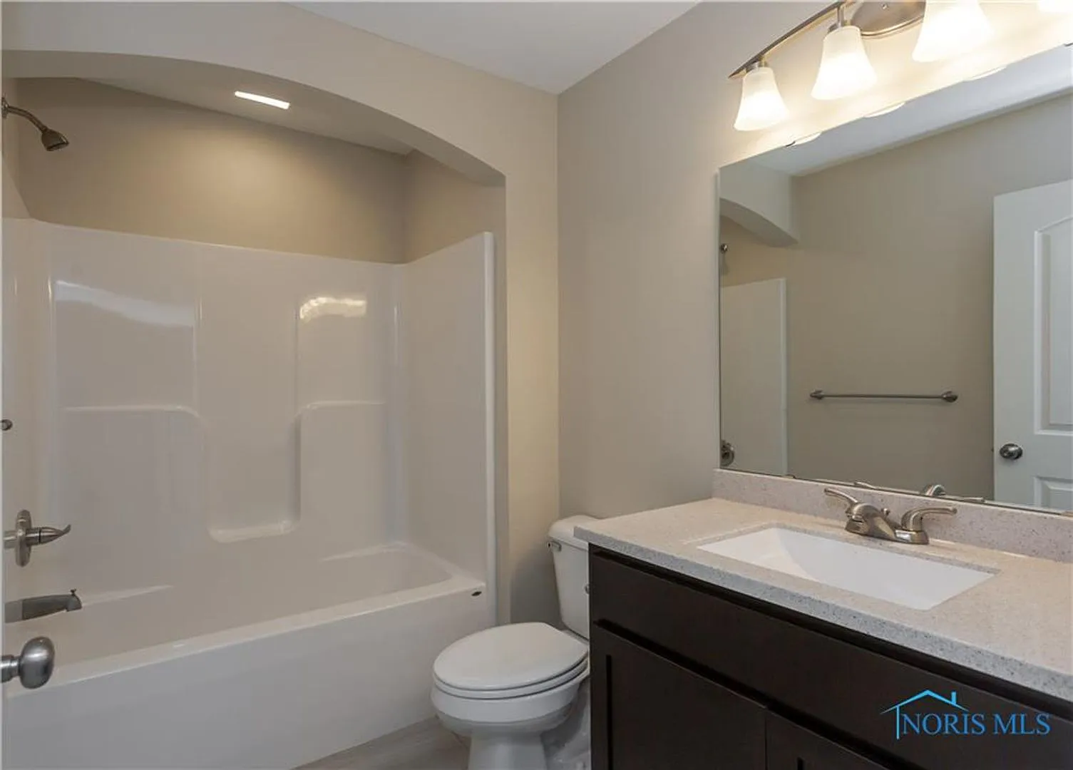 1124-1134 Hilltop Ln — Photo 3