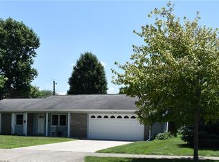 1686 Cornish Rd, Troy, OH 45373