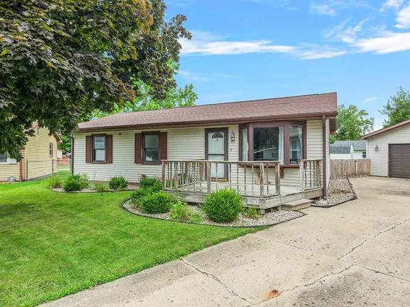 3013 Terra Ct, Springfield, IL 62707