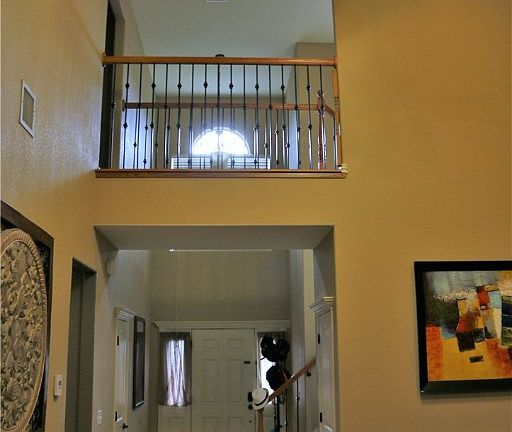 2nd image of 1207 Latisha Ln