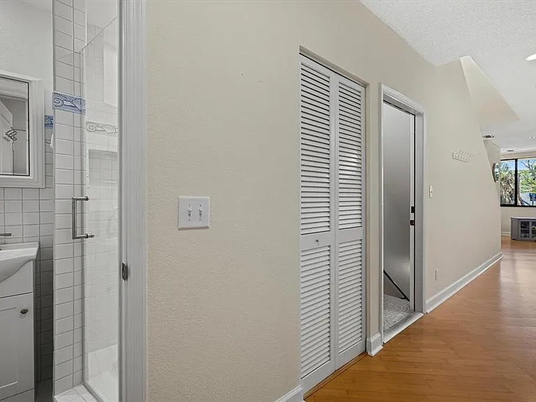 1928 Harbourside Dr #1402 — Photo 12