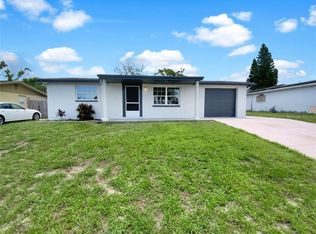 9726 Rainbow Ln, Port Richey, FL 34668