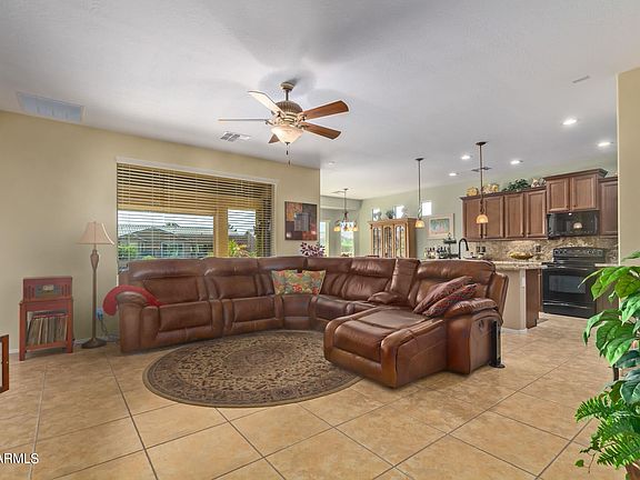 5th image of 42067 W Dorsey Dr