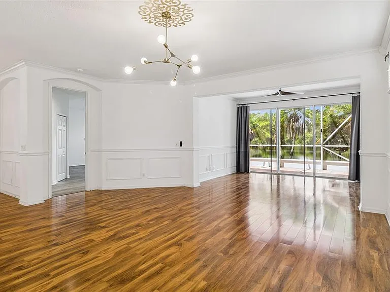 4680 Portage Trl — Photo 15