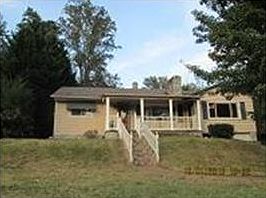 1st image of 204 Newland Pl NW