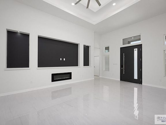 2nd image of 6809 Woodlands Ave #32