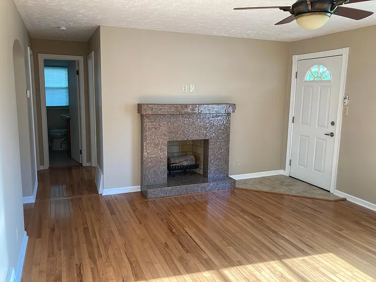 1605 Richmond Rd — Photo 22