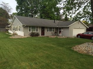 3377 Sandalwood Ct, Youngstown, OH