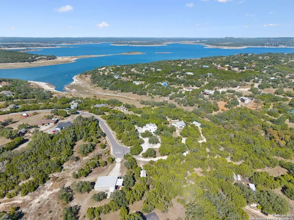 1161 Post Oak Drive LOT 38, Canyon Lake, TX 78133