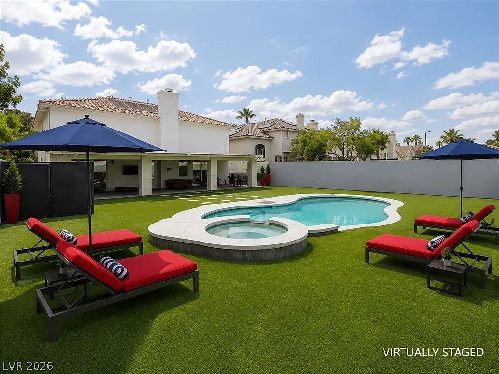 5 bed, 3.5 bath, 3417 sqft, $5,500 — Photo 2