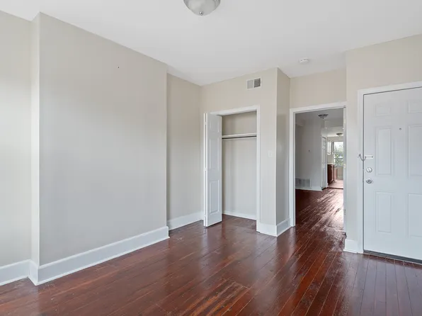 350 7th Street image 3 of 10