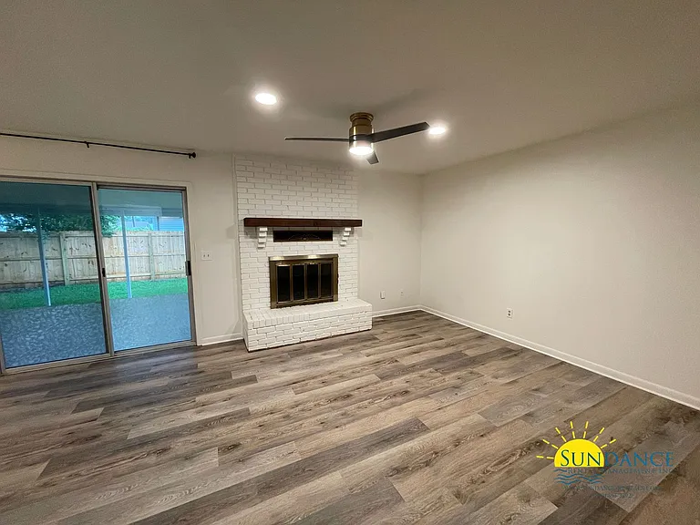 89 Spinnaker Ln — Photo 2
