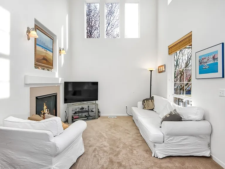 10251 NE Okanogan St — Photo 6