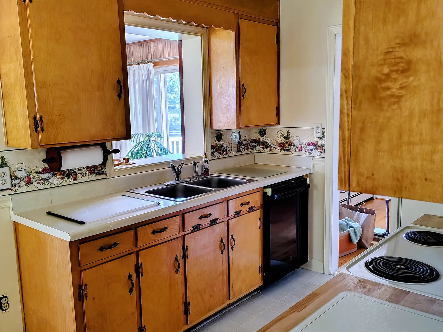 3 bed, 1434 sqft, $1,850 — Photo 2