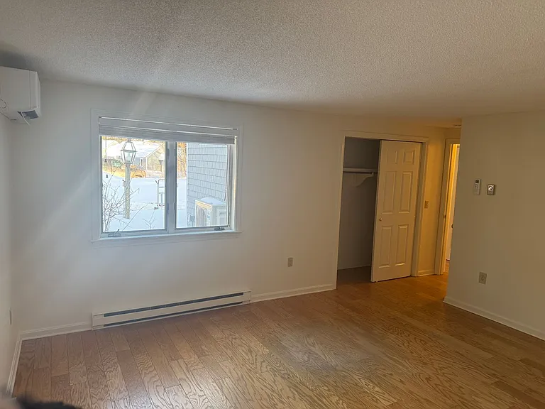 9 & 11 Oakview Dr. — Photo 15
