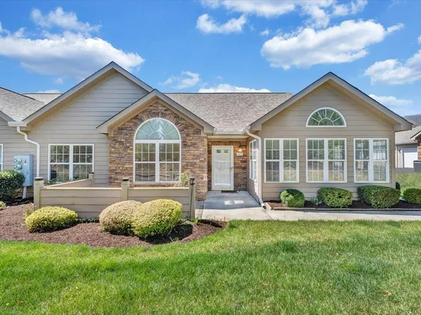 5307 Orchard Villas Cir, Roanoke, VA 24019