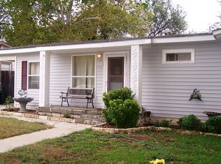 400 Michael Blvd, Hurst, TX 76053