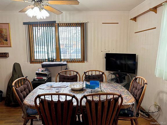 4th image of 33 Lakewood Avenue