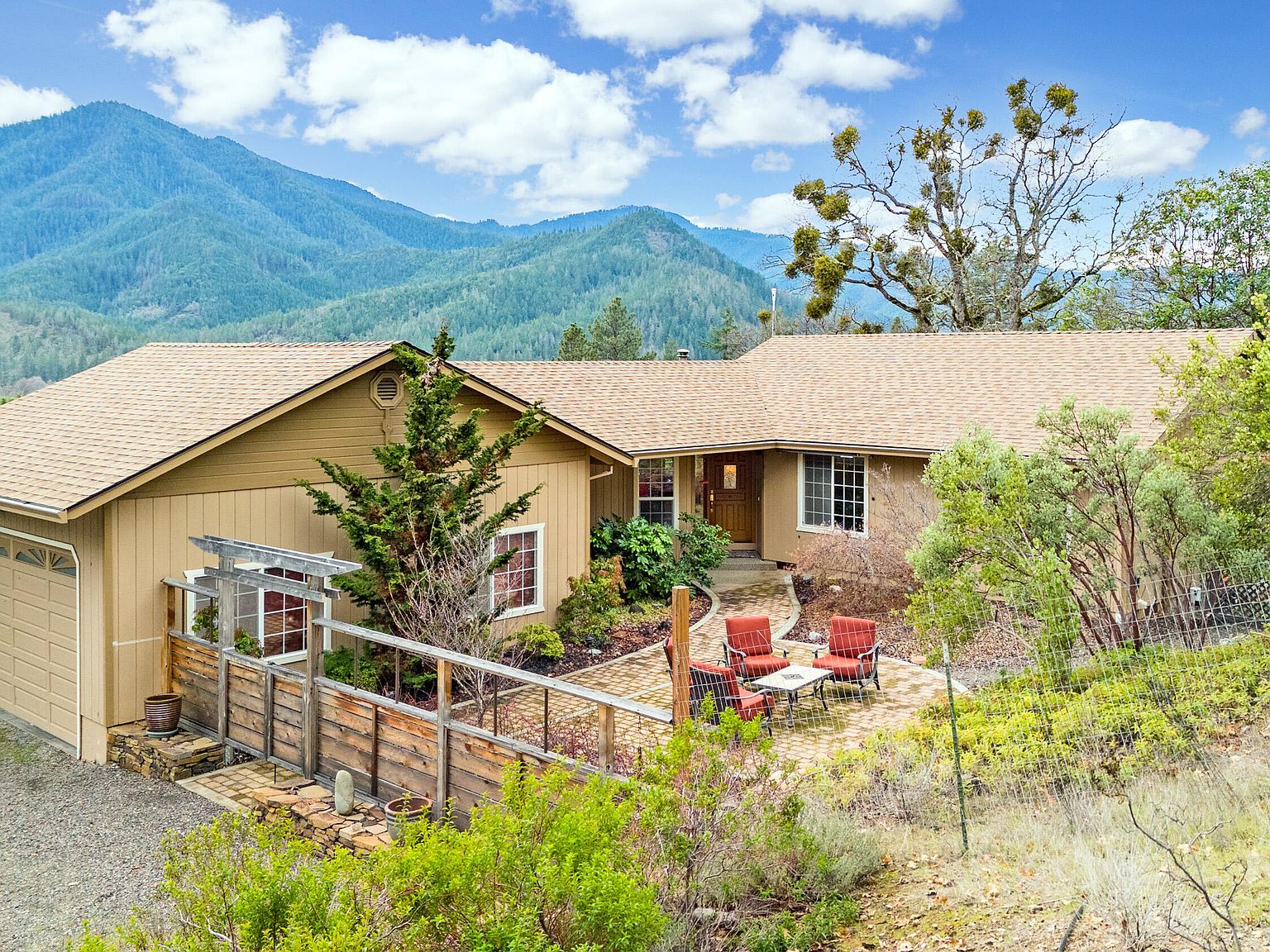 527 China Gulch Rd, Jacksonville, OR 97530 Zillow